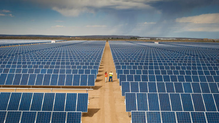 First Solar, Inc. (FSLR) Competitors: 2 Rivals In The Solar Energy Sector