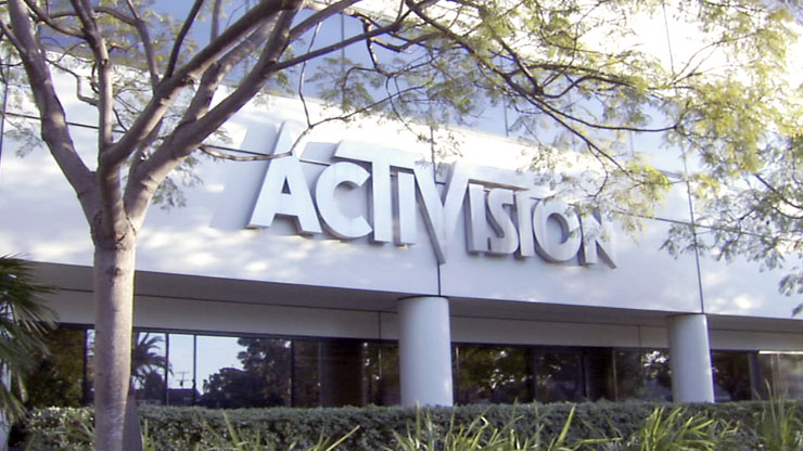 How Is Activision Blizzard a Rival to Roblox