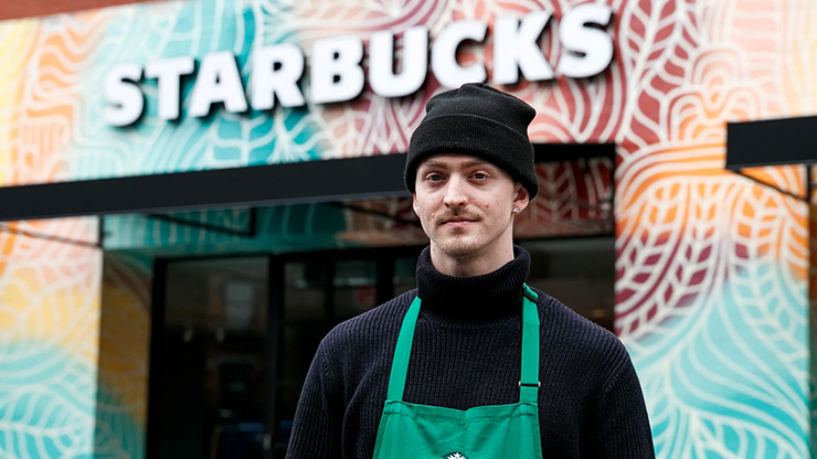 A Vote Among 27 Starbucks Employees to Unionize Could Spell Big Changes for Company 3