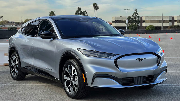 Is Ford Stock a Good Bet in 2022 4