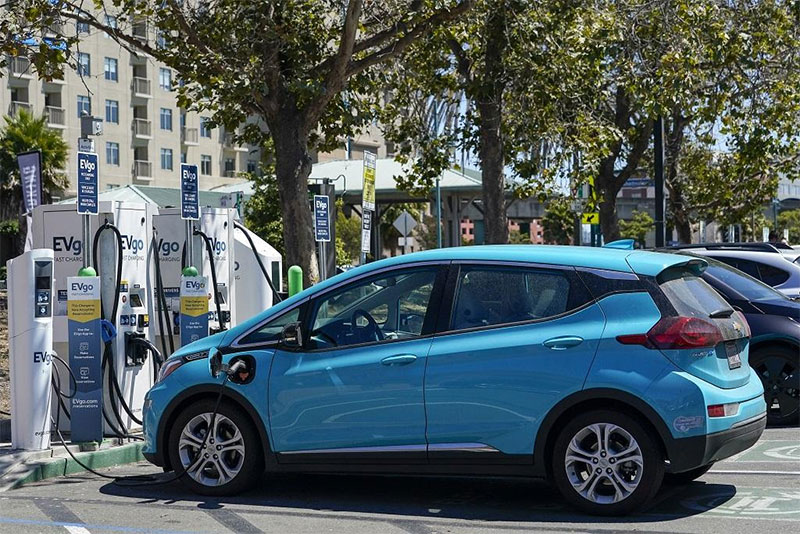 Drivers Toward Mass EV Adoption
