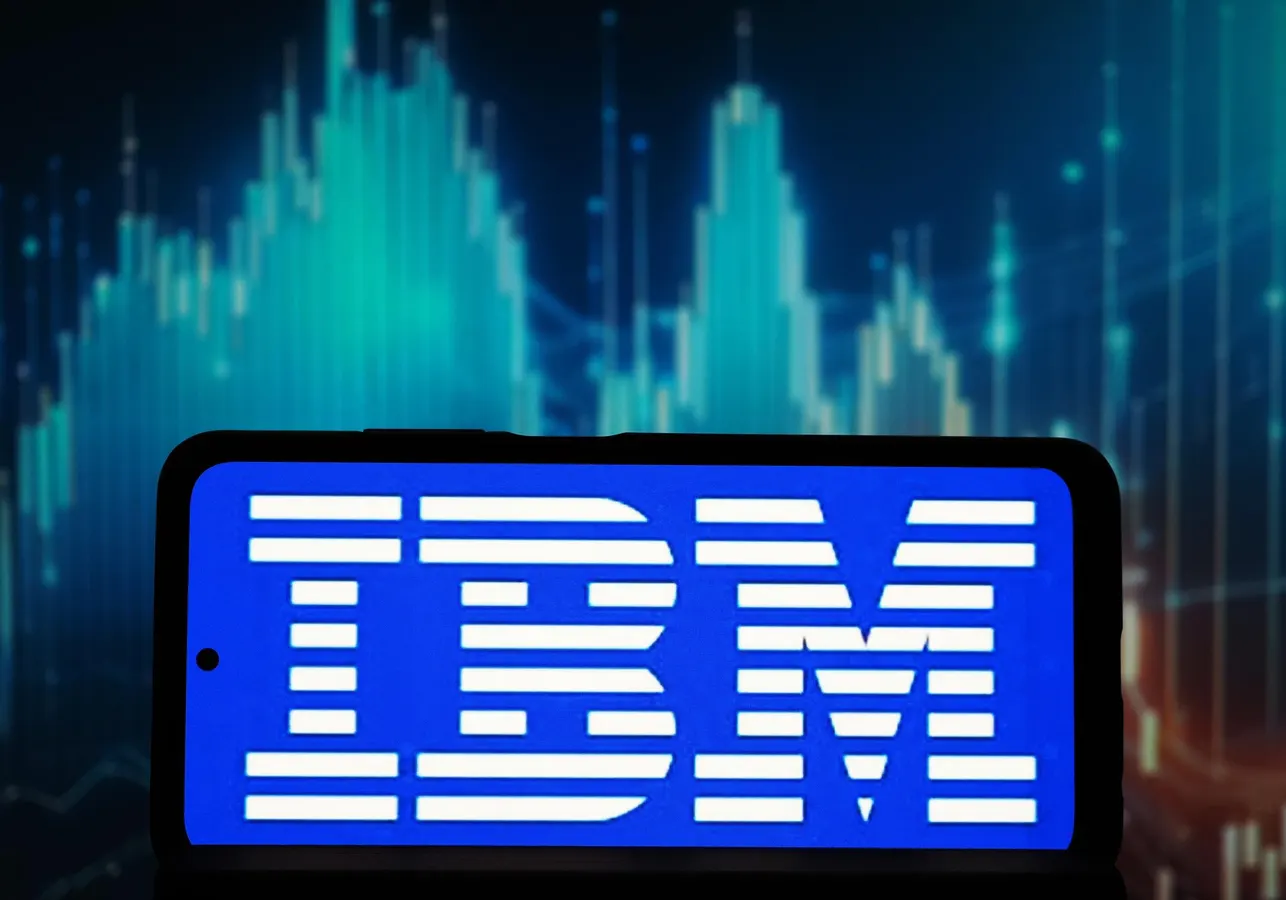IBM Stock Crash: Buy the Dip Opportunity or AI Disruption Threat?